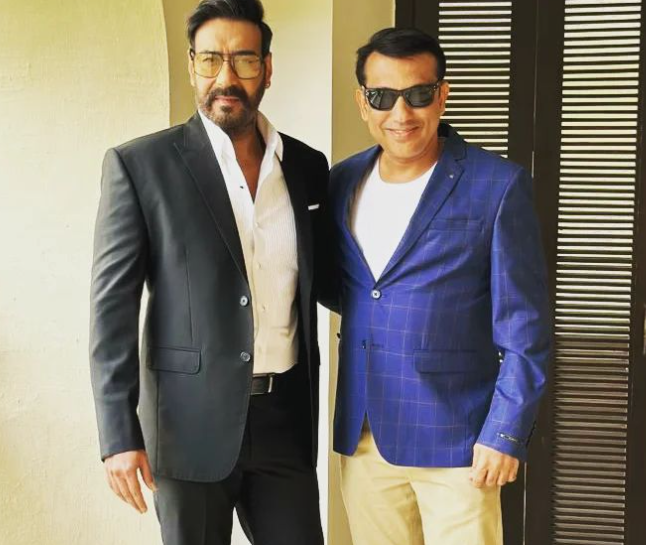 Parag Desai Photo with Ajay Devgan