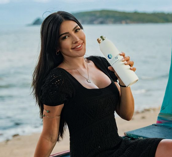 Sara Hesri promoted Liquid I.V. brand through her social media.