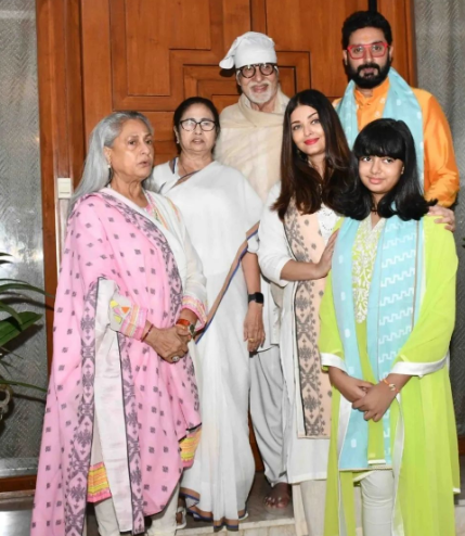 Aaradhya Bachchan's Family with Mamta Banerjee